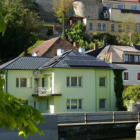 Top Taufner